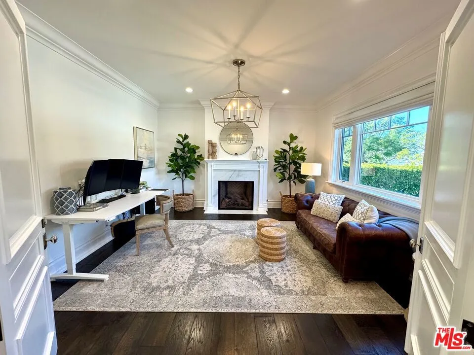 10338 Keswick Avenue, Los Angeles, California 90064 home-pic-3