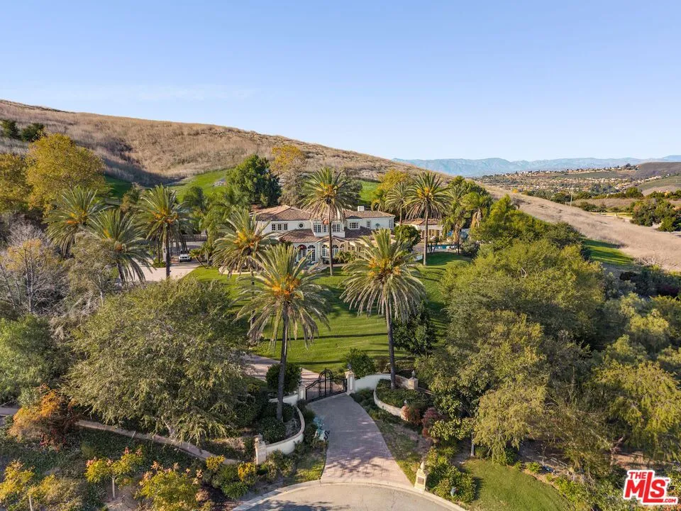 3855 Brunston Court, Westlake Village, California 91362 home-pic-40
