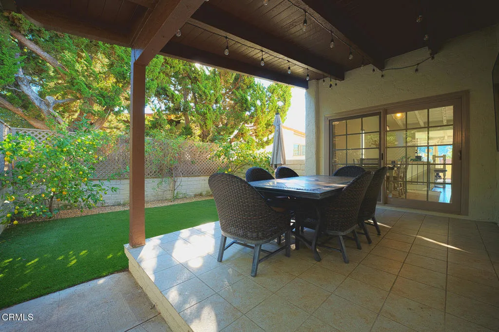 942 Woodlawn Drive, Thousand Oaks, California 91360 home-pic-14