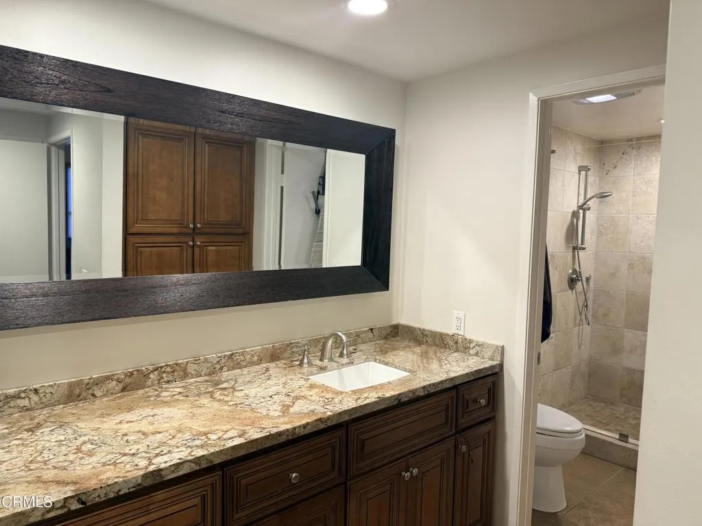 942 Woodlawn Drive, Thousand Oaks, California 91360 home-pic-9