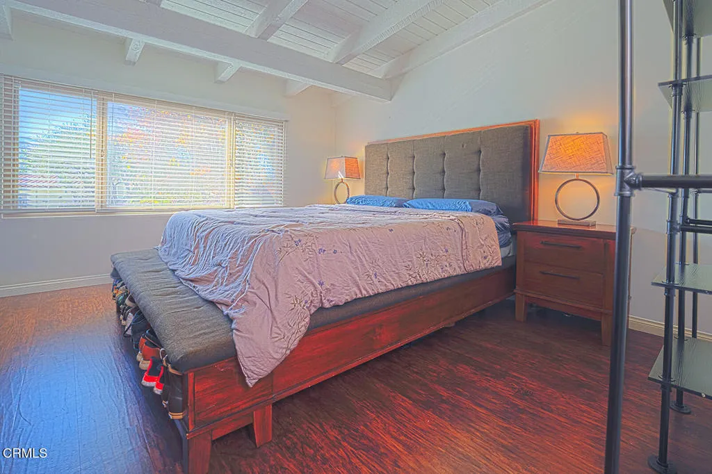 942 Woodlawn Drive, Thousand Oaks, California 91360 home-pic-8