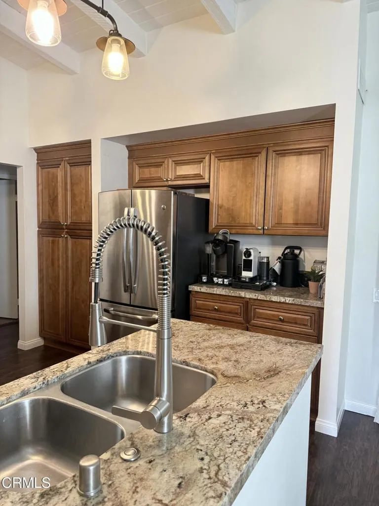 942 Woodlawn Drive, Thousand Oaks, California 91360 home-pic-6