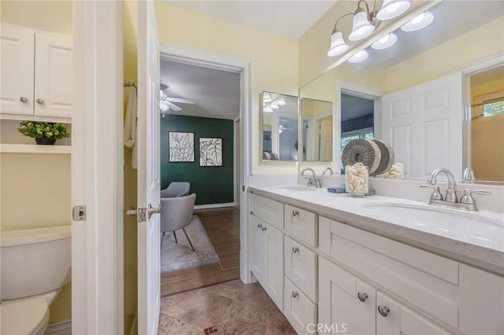 24931 Timberwood, Lake Forest, California 92630 home-pic-39