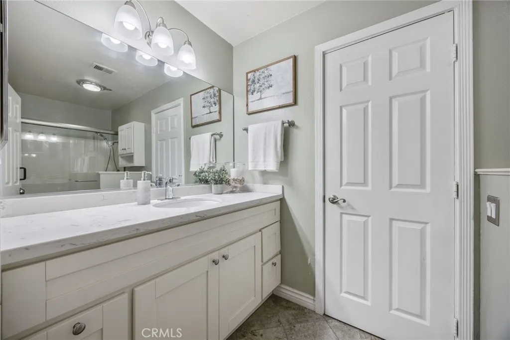 24931 Timberwood, Lake Forest, California 92630 home-pic-36