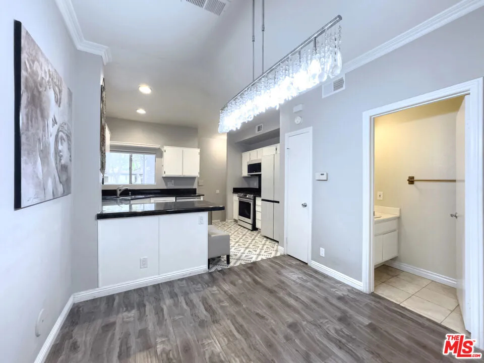 227 Via Colinas, Thousand Oaks, California 91362 home-pic-3