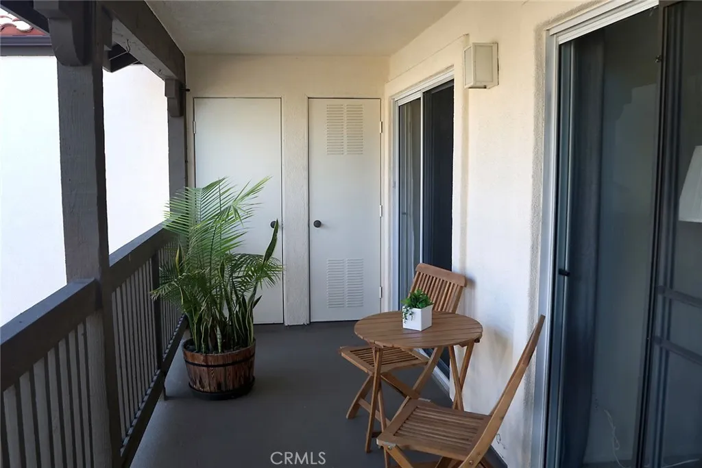 8506 E Baker Hill Road D, Orange, California 92869 home-pic-10