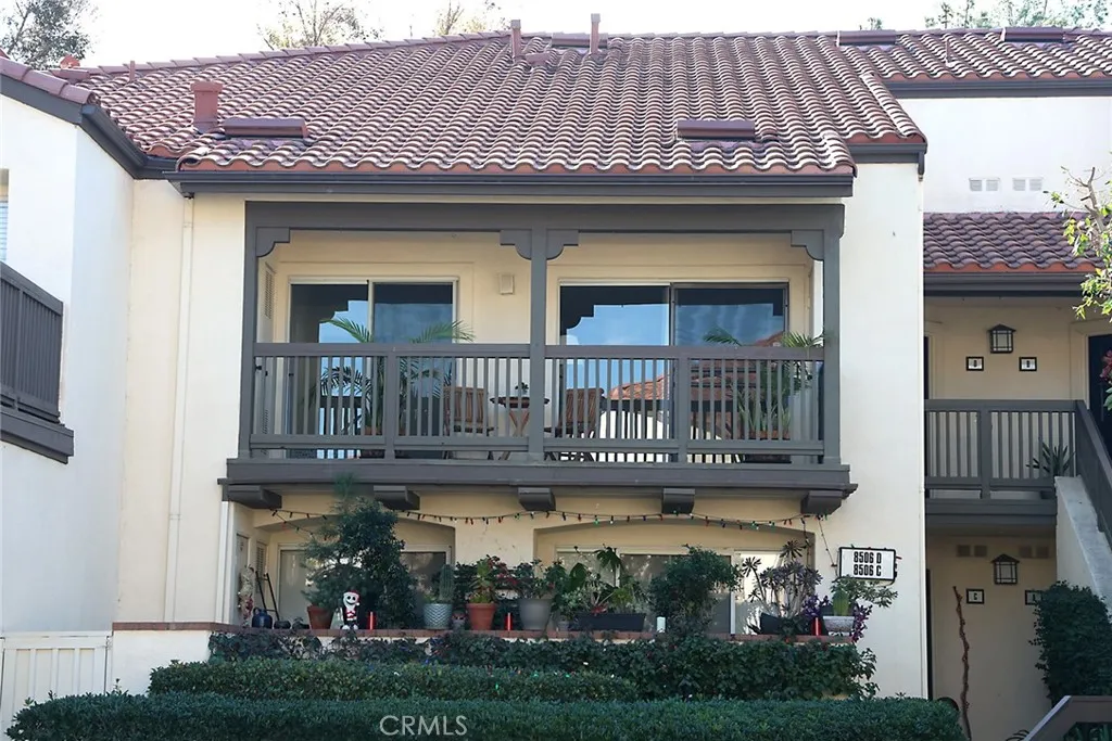 8506 E Baker Hill Road D, Orange, California 92869 home-pic-0