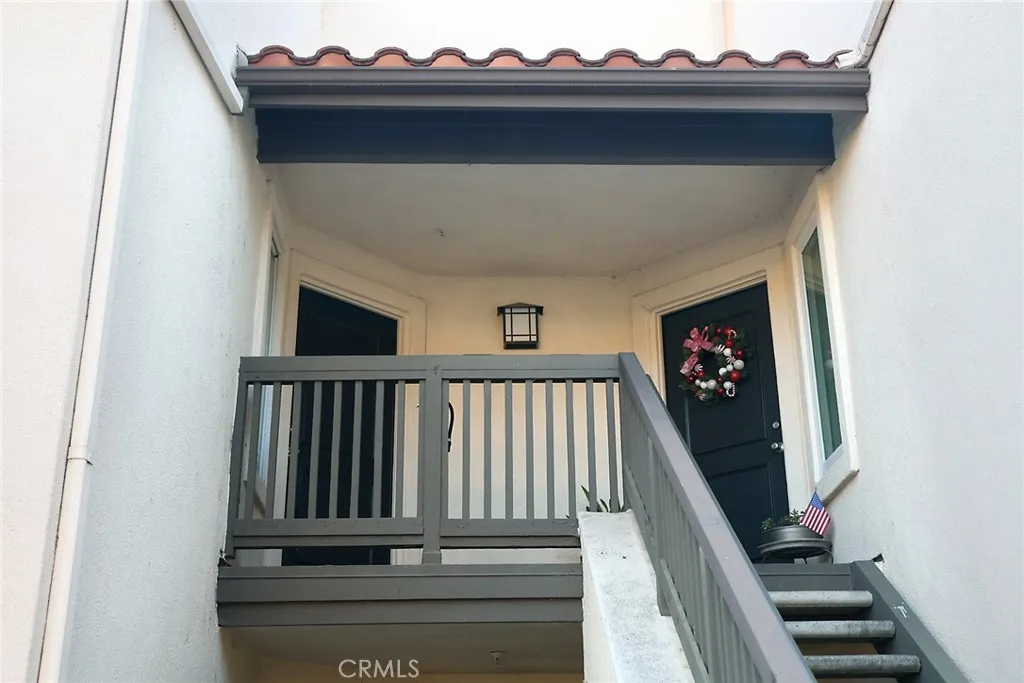 8506 E Baker Hill Road D, Orange, California 92869 home-pic-1