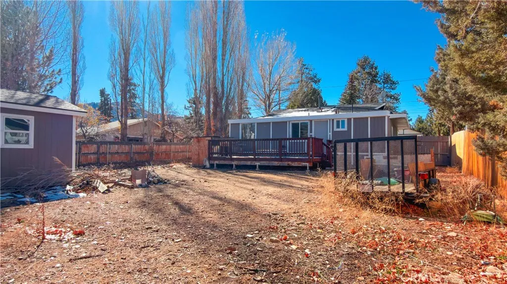 1605 Malabar, Big Bear City, California 92314 home-pic-40