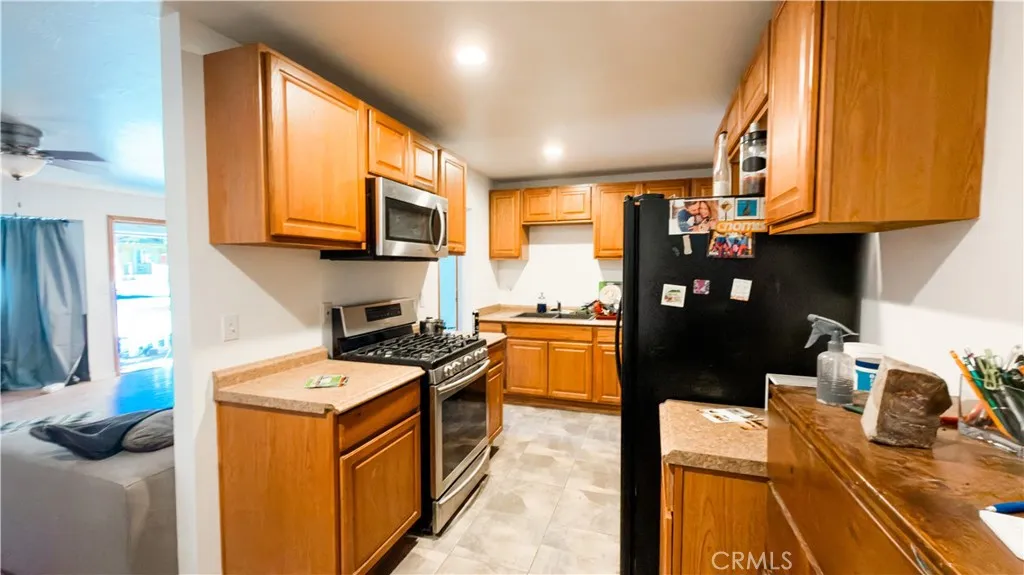 1605 Malabar, Big Bear City, California 92314 home-pic-13