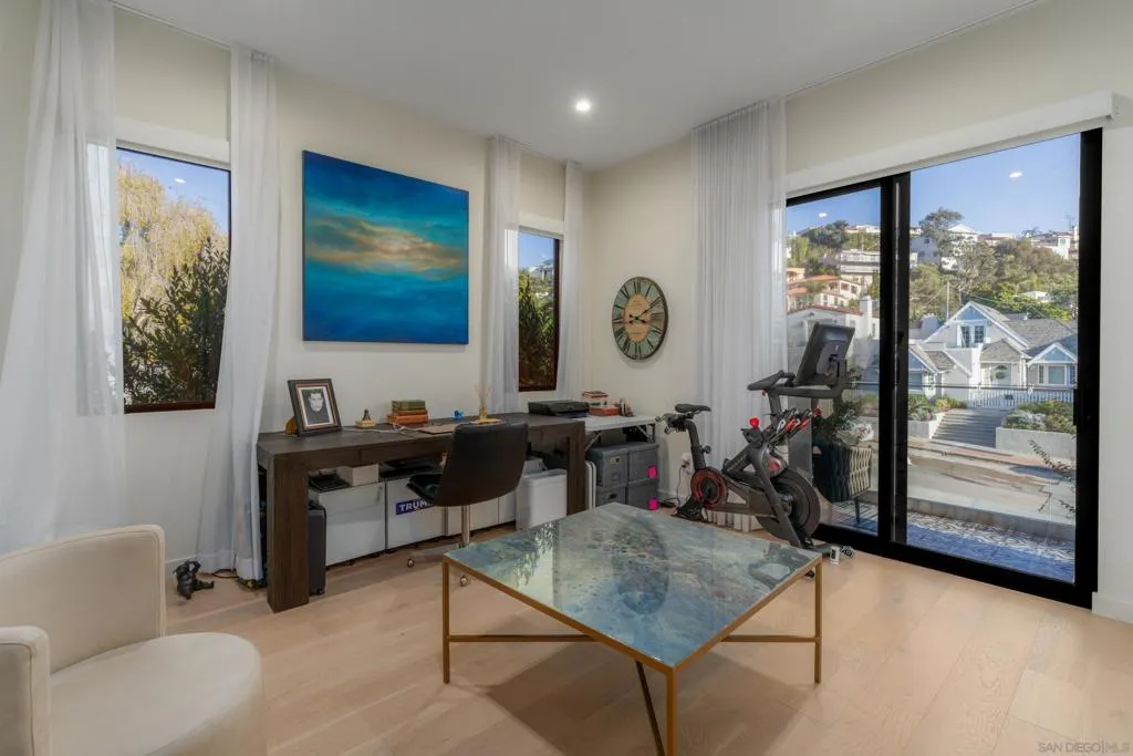 1224 Virginia Way, La Jolla, California 92037 home-pic-39