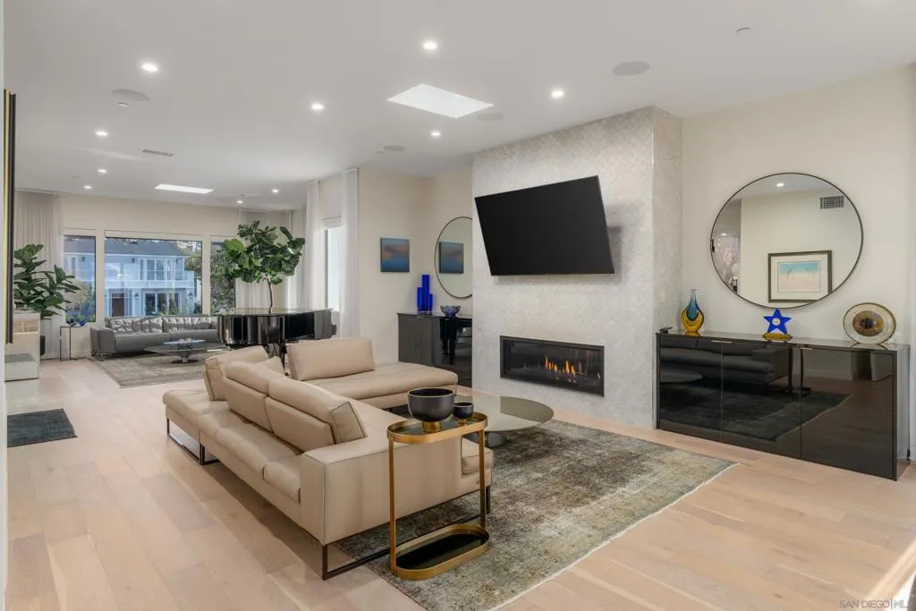 1224 Virginia Way, La Jolla, California 92037 home-pic-22
