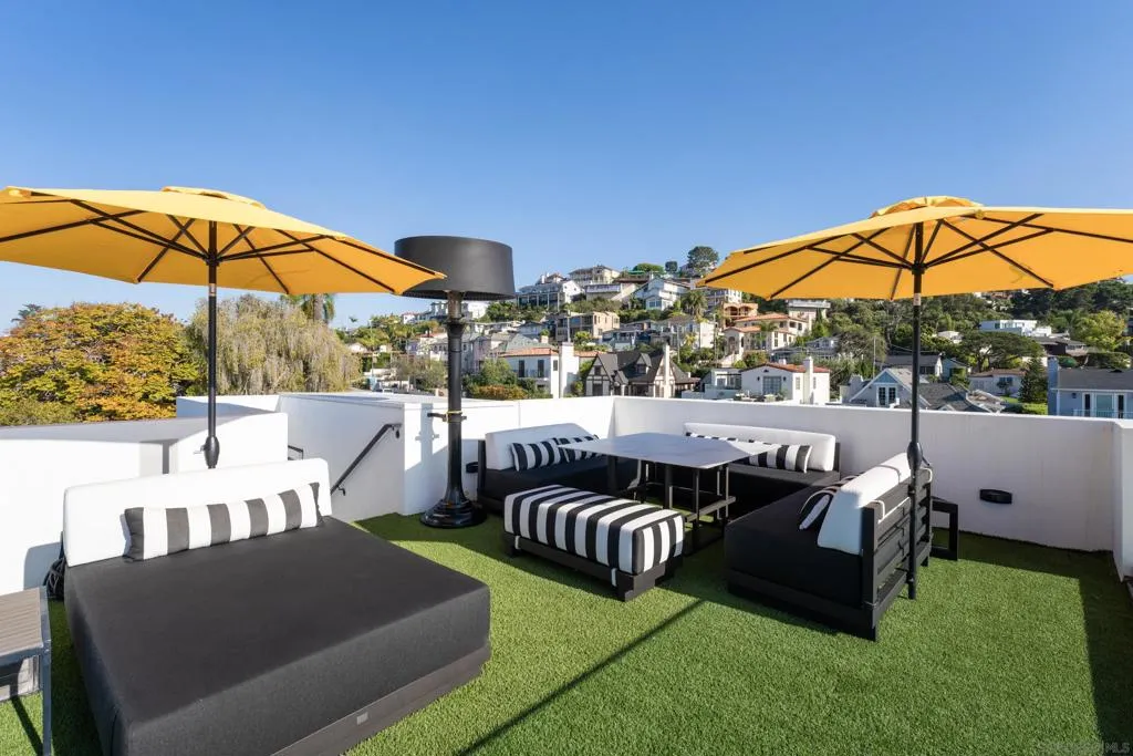 1224 Virginia Way, La Jolla, California 92037 home-pic-33