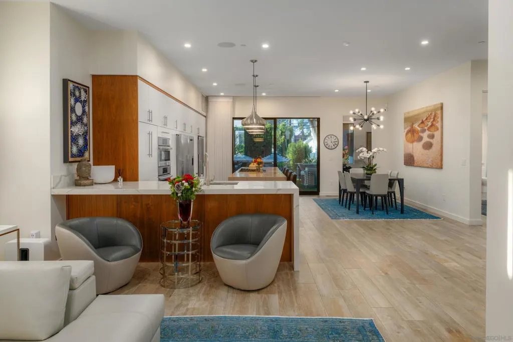 1224 Virginia Way, La Jolla, California 92037 home-pic-4