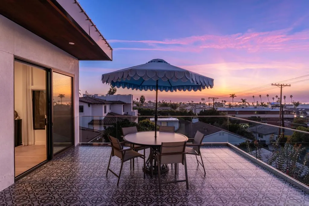 1224 Virginia Way, La Jolla, California 92037 home-pic-17