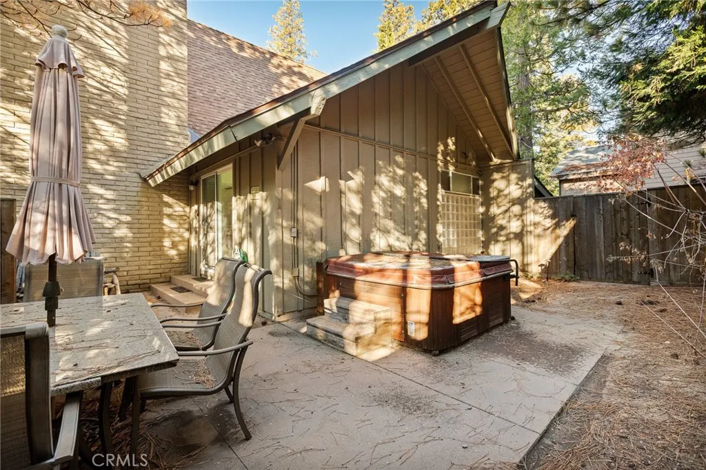 180 Grass Valley 37, Lake Arrowhead, California 92352 home-pic-26