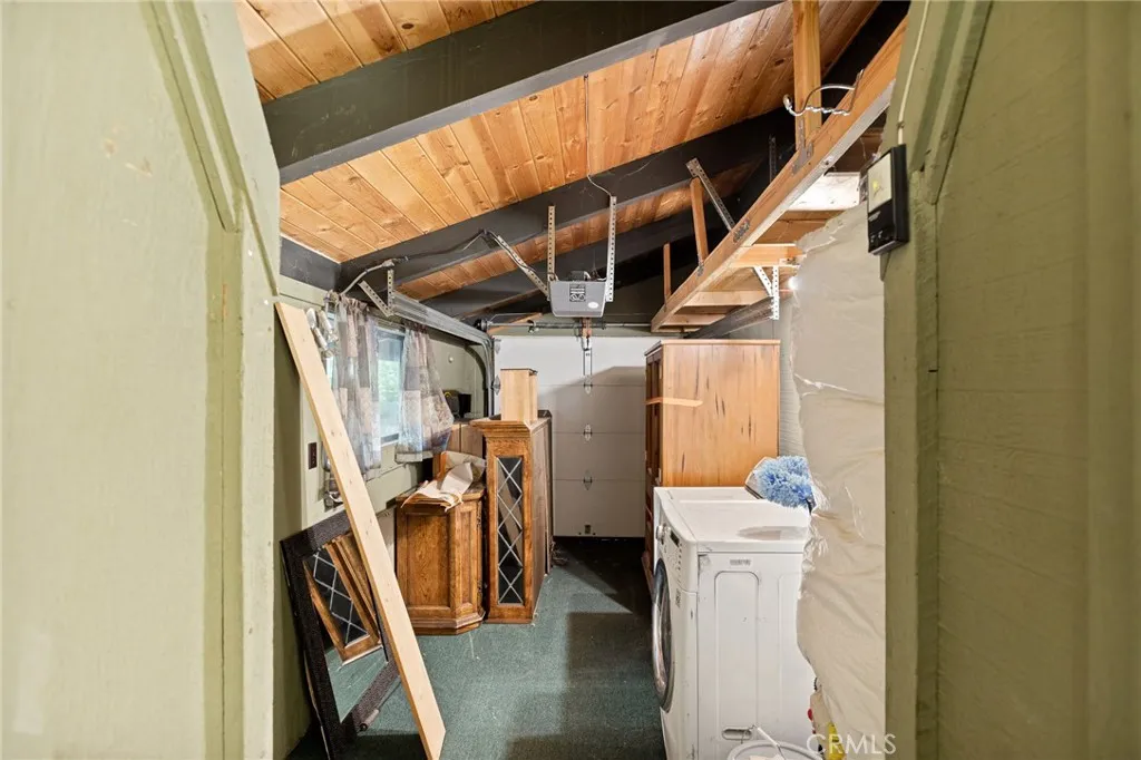 180 Grass Valley 37, Lake Arrowhead, California 92352 home-pic-28