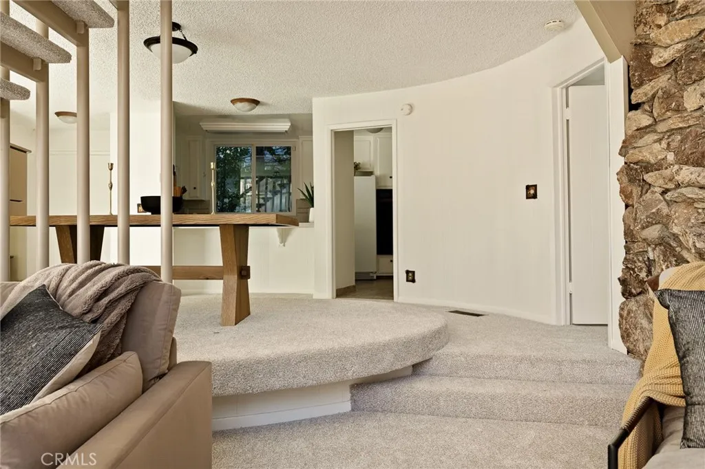 180 Grass Valley 37, Lake Arrowhead, California 92352 home-pic-7