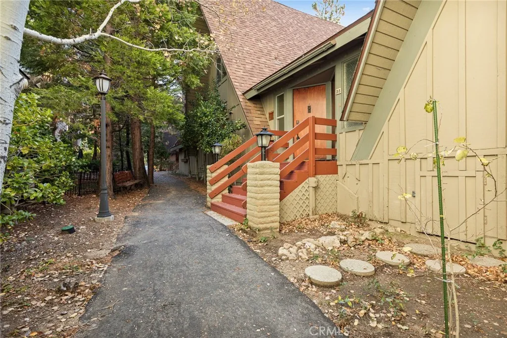 180 Grass Valley 37, Lake Arrowhead, California 92352 home-pic-32