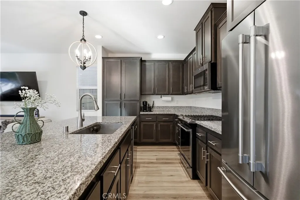 38369 Windingwalk Drive, Murrieta, California 92563 home-pic-14
