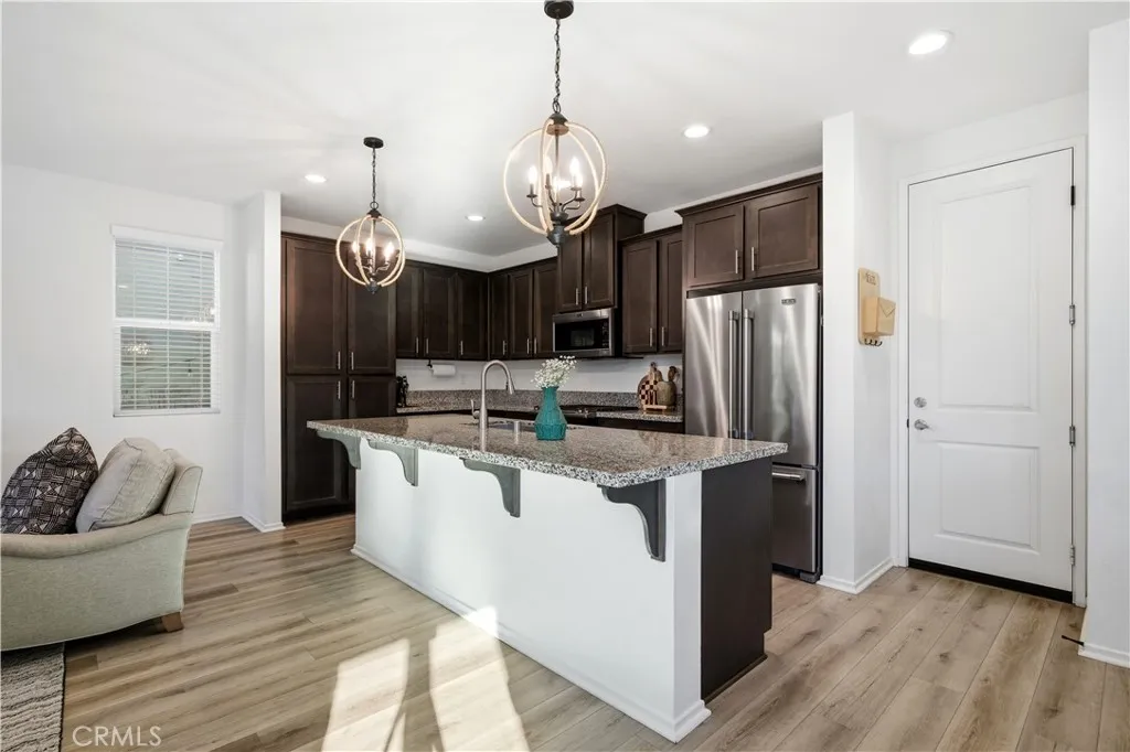 38369 Windingwalk Drive, Murrieta, California 92563 home-pic-21