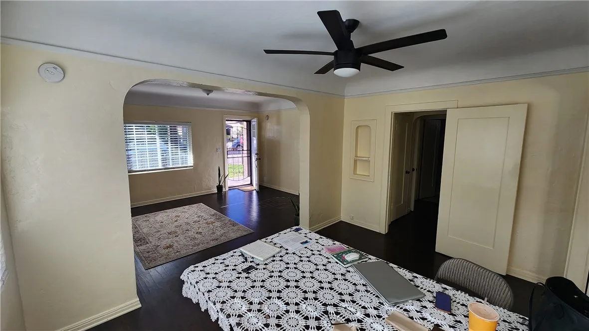 654 Oakford, Los Angeles, California 90022 home-pic-18