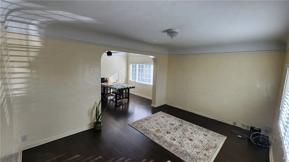654 Oakford, Los Angeles, California 90022 home-pic-19