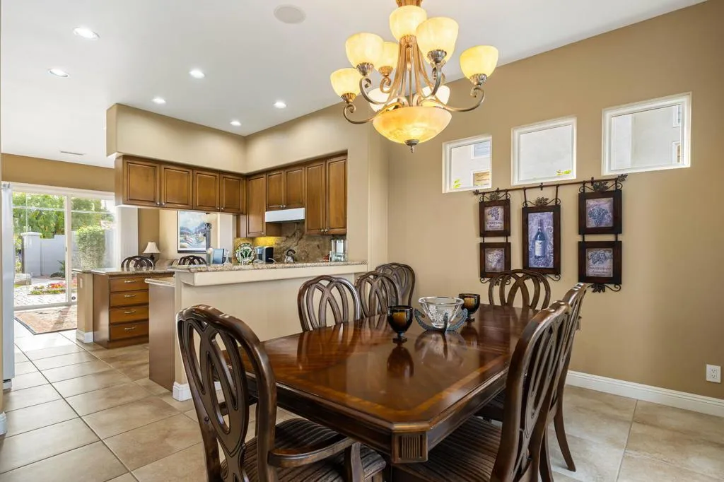 620 Hawk Hill Trail, Palm Desert, California 92211 home-pic-14