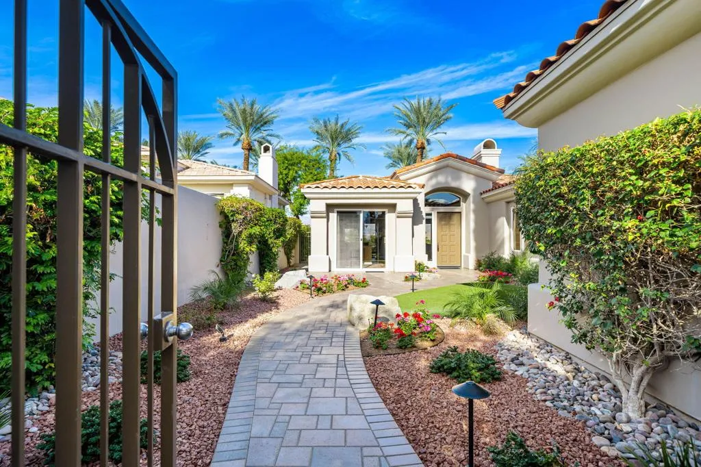 620 Hawk Hill Trail, Palm Desert, California 92211 home-pic-40