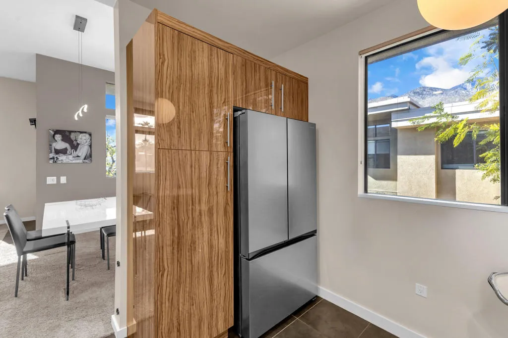 900 E Palm Canyon Drive 201, Palm Springs, California 92264 home-pic-30