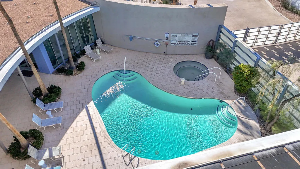 900 E Palm Canyon Drive 201, Palm Springs, California 92264 home-pic-46