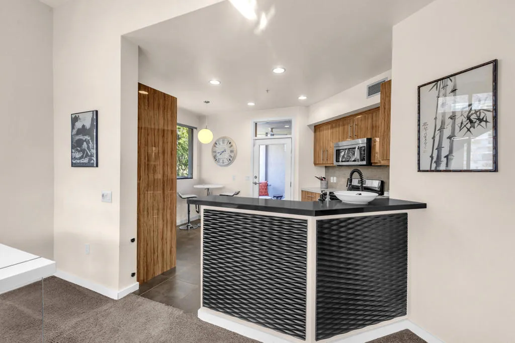 900 E Palm Canyon Drive 201, Palm Springs, California 92264 home-pic-25