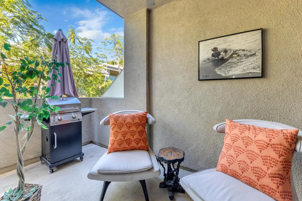 900 E Palm Canyon Drive 201, Palm Springs, California 92264 home-pic-34