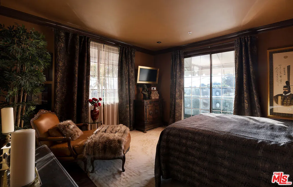 960 N Doheny Drive 306, West Hollywood, California 90069 home-pic-18