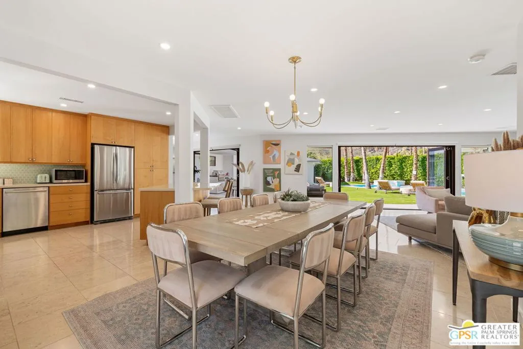 290 W Lilliana Drive, Palm Springs, California 92264 home-pic-28