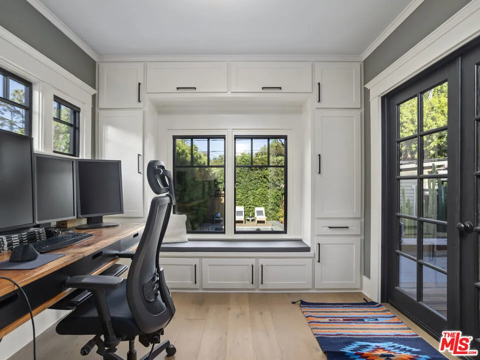 1528 N Curson Avenue, Los Angeles, California 90046 home-pic-35