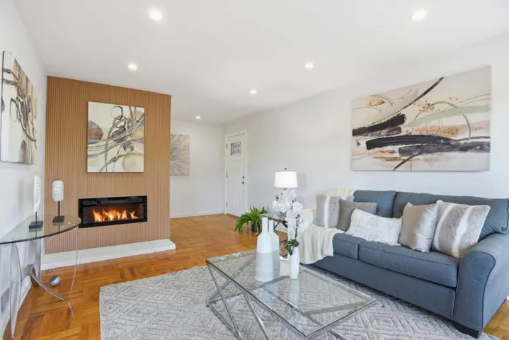 953 Higate Drive, Daly City, California 94015