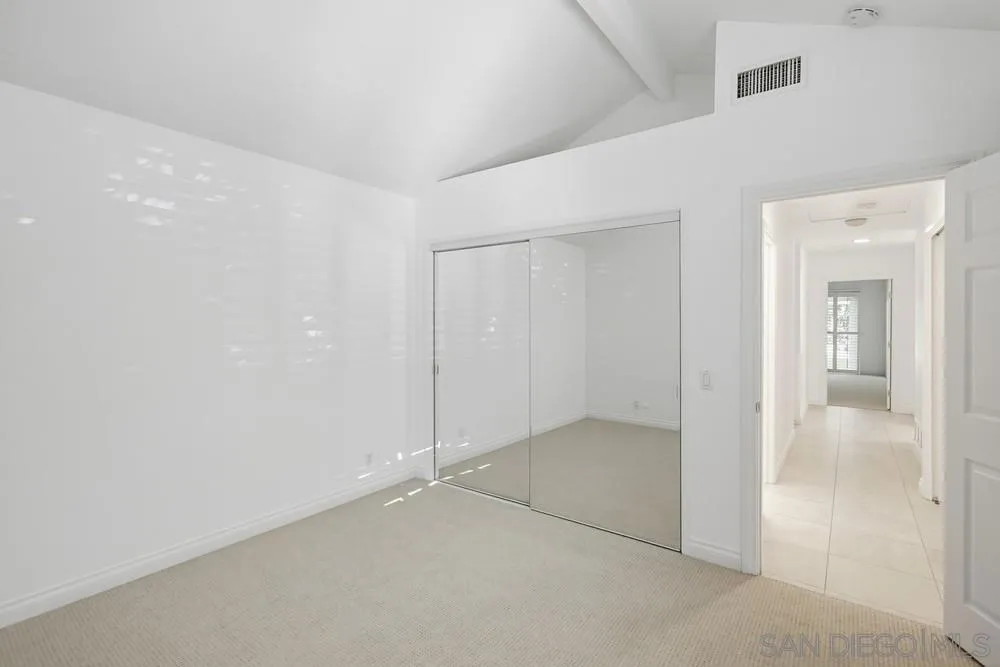 10460 La Vita C, San Diego, California 92131 home-pic-22