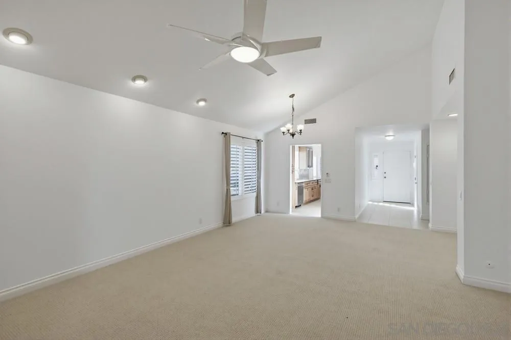 10460 La Vita C, San Diego, California 92131 home-pic-7