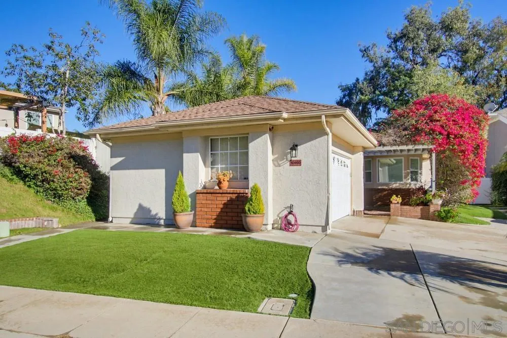 10460 La Vita C, San Diego, California 92131 home-pic-1