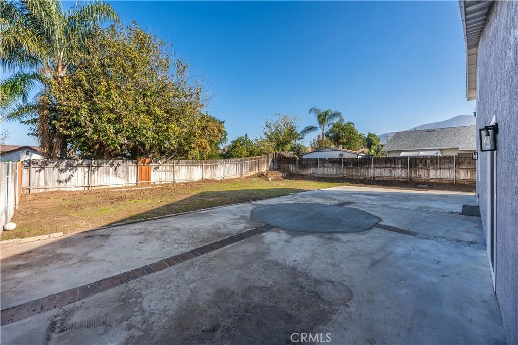 22042 Tanager, Grand Terrace, California 92313 home-pic-34