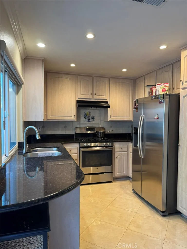2283 Shady Hills, Diamond Bar, California 91765 home-pic-12