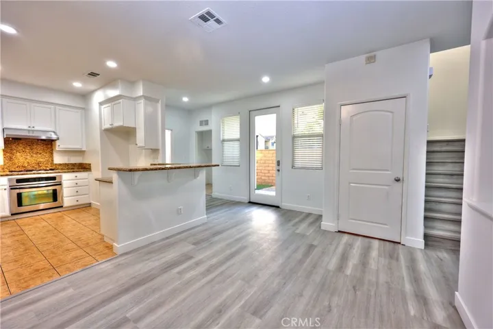 Bright, Natural Sunlight