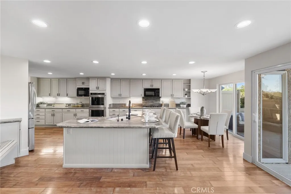 6535 E Paseo Murillo, Anaheim, California 92807 home-pic-13