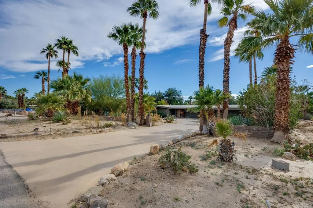 255 Montezuma Road, Borrego Springs, California 92004 home-pic-24