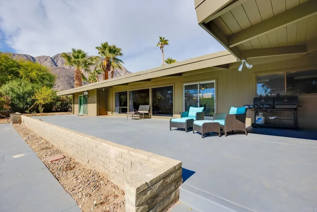 255 Montezuma Road, Borrego Springs, California 92004 home-pic-12