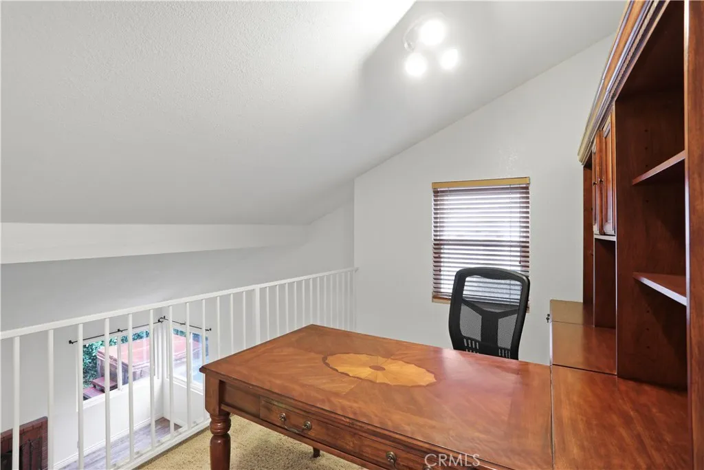 1676 Sumac, Corona, California 92882 home-pic-15