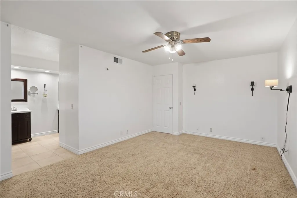 1676 Sumac, Corona, California 92882 home-pic-18