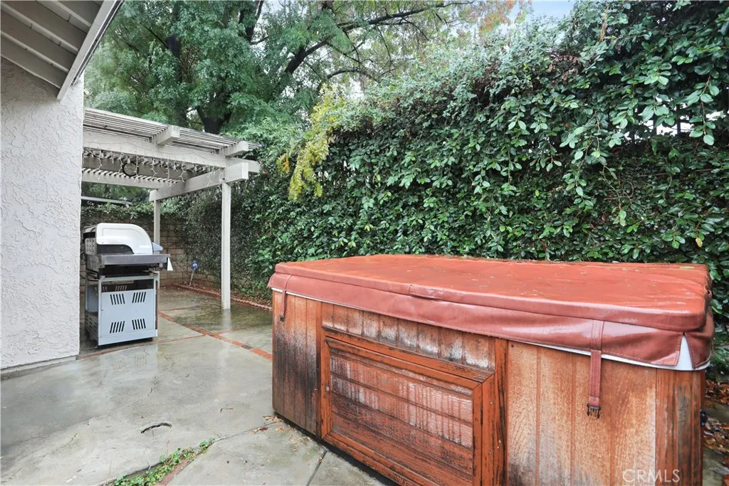 1676 Sumac, Corona, California 92882 home-pic-25