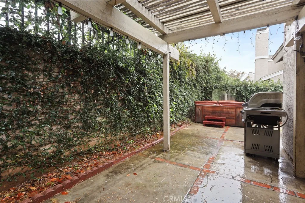 1676 Sumac, Corona, California 92882 home-pic-24